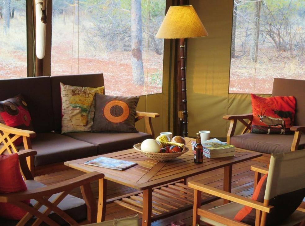 Iphofolo Lodge & Tented Camp Vivo Екстер'єр фото