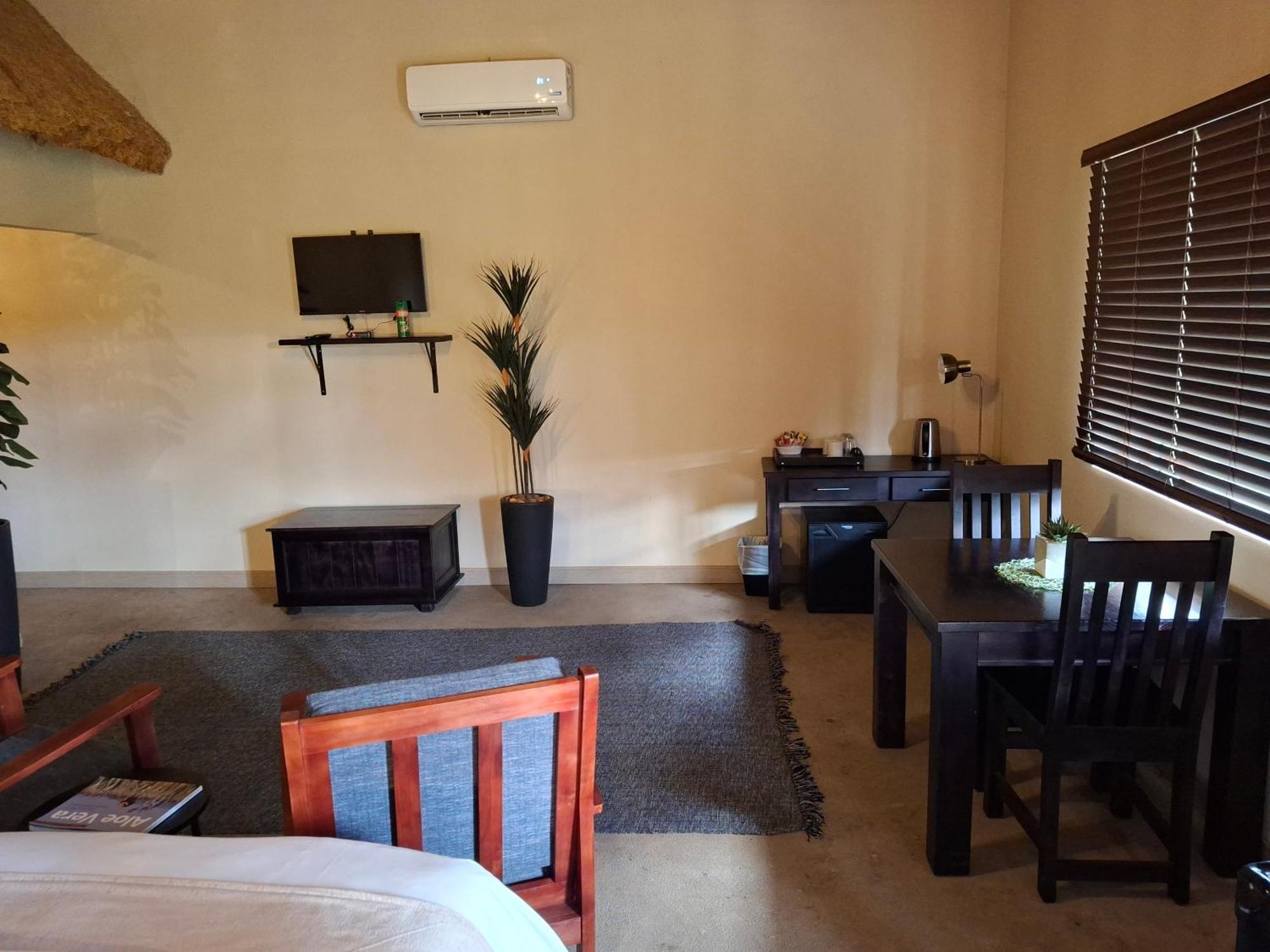 Iphofolo Lodge & Tented Camp Vivo Екстер'єр фото