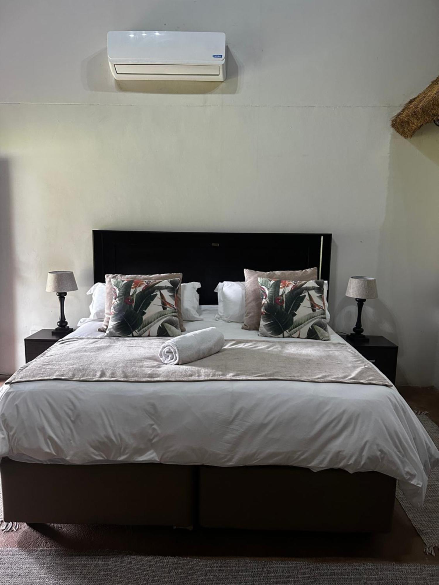 Iphofolo Lodge & Tented Camp Vivo Екстер'єр фото